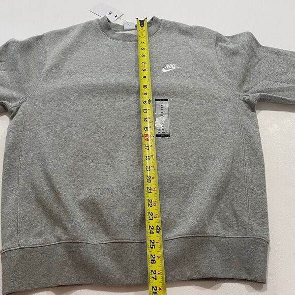 Nike Crewneck Sweatshirt Men’s Medium Gray Fleece Pullover NWT Swoosh Logo - Picture 5 of 8